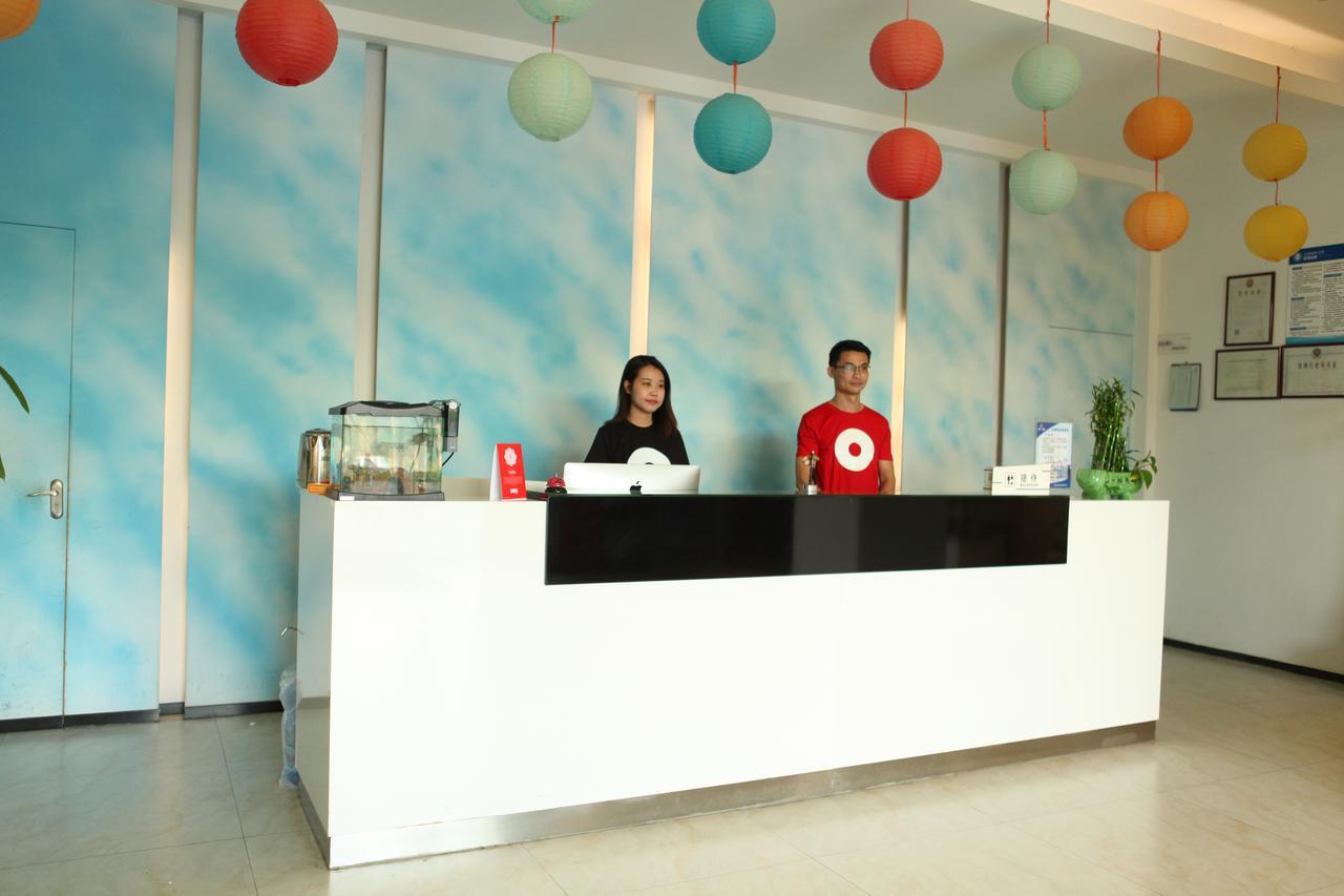 Oyo8001 Tiandi Hotel Thẩm Quyến Ngoại thất bức ảnh
