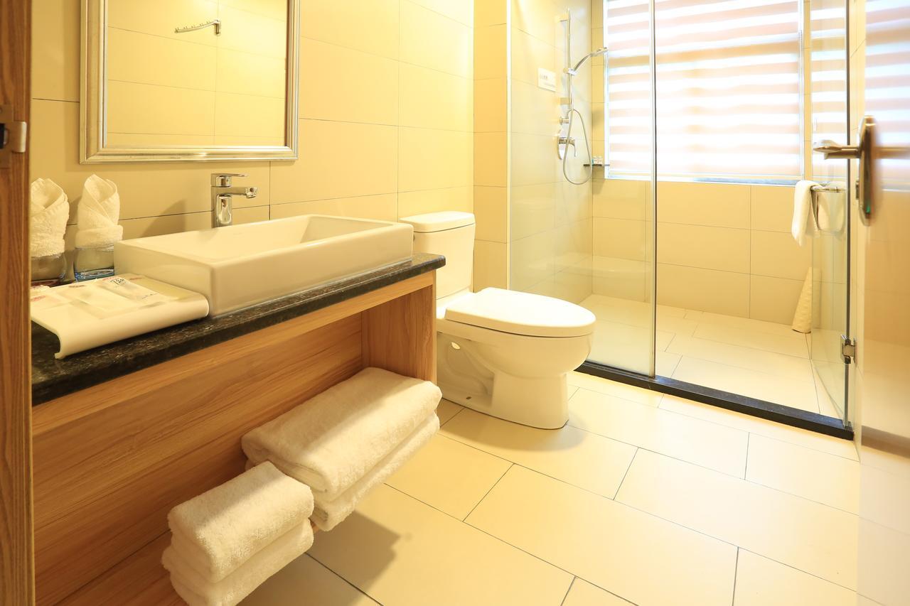 Oyo8001 Tiandi Hotel Thẩm Quyến Ngoại thất bức ảnh